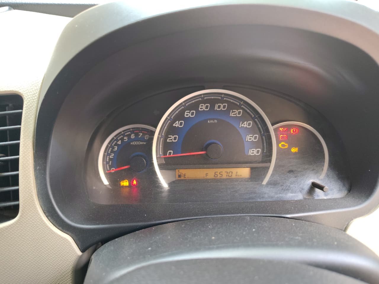 Maruti Suzuki Wagona R VXI - Image 6